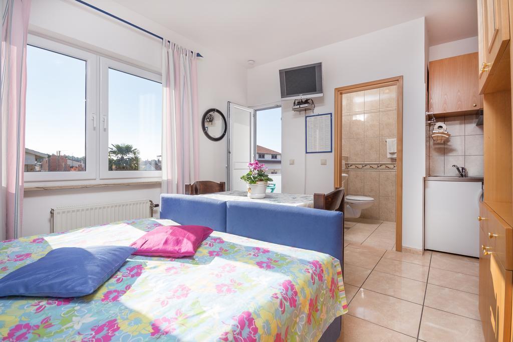 Apartments Villa-Passat Poreč Eksteriør bilde